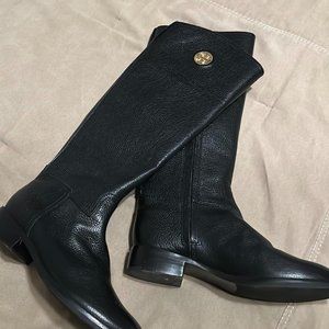 TORY BOOTS SIZE 8